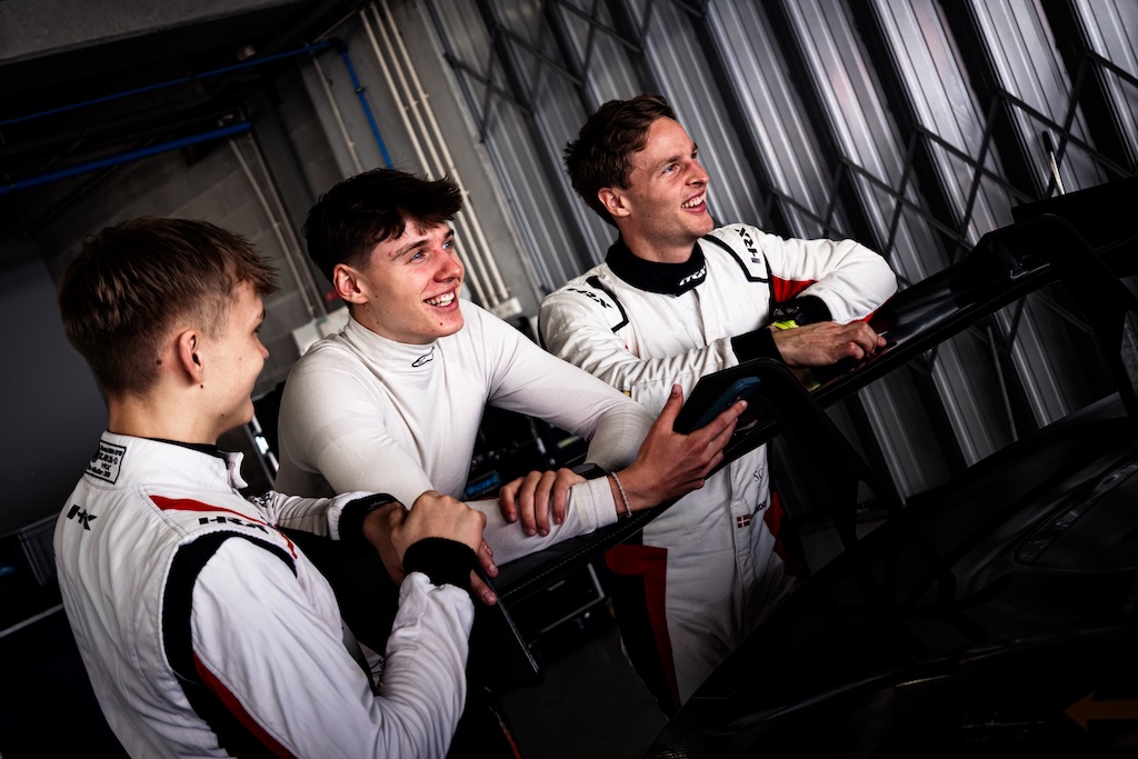 Dansk team klar til international debut.
(Foto: Stine Schjøtler / Selected Car Group)